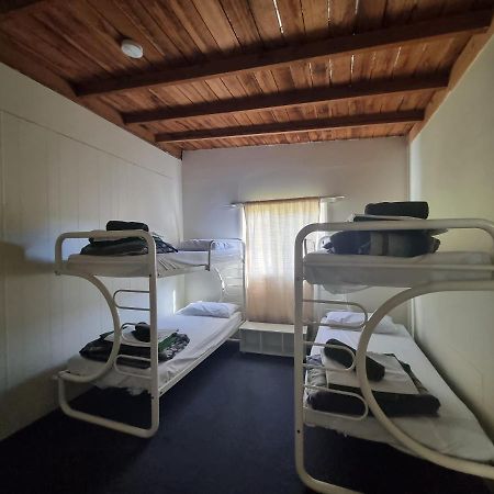 Strahan Backpackers Ngoại thất bức ảnh